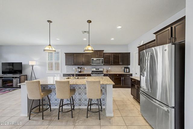 37149 N EL MORRO Trail, San Tan Valley, AZ 85140