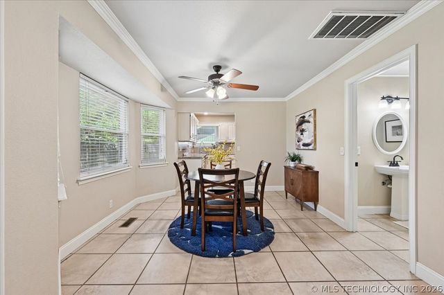 1001 W Decatur Street, Broken Arrow, OK 74011