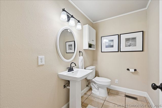 1001 W Decatur Street, Broken Arrow, OK 74011