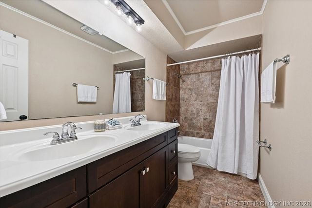 1001 W Decatur Street, Broken Arrow, OK 74011