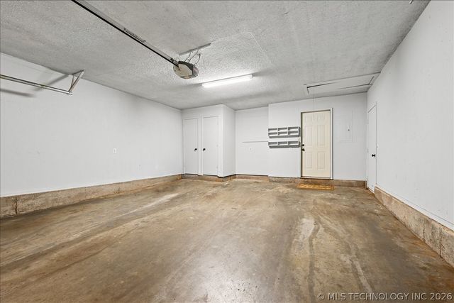 1001 W Decatur Street, Broken Arrow, OK 74011