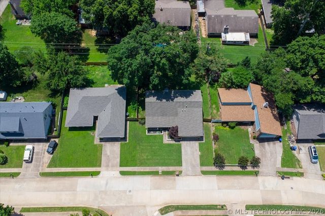 1001 W Decatur Street, Broken Arrow, OK 74011