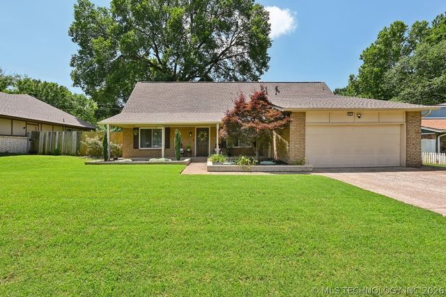 1001 W Decatur Street, Broken Arrow, OK 74011