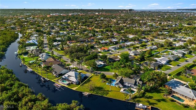 5539 Natoma DR, Fort Myers, FL 33919