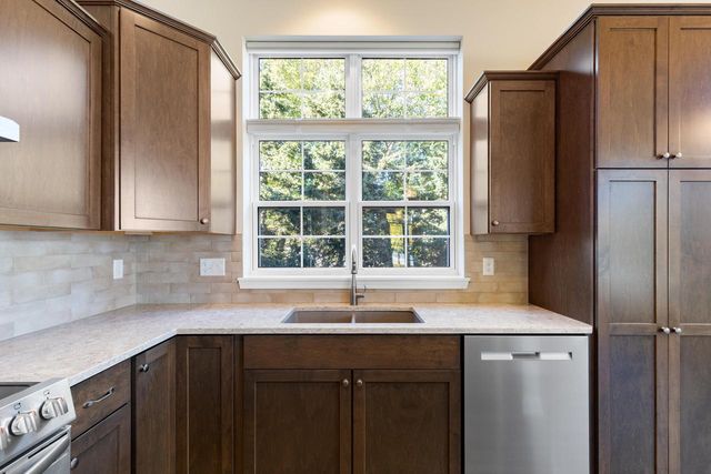 N63W23954 Terrace DRIVE, Sussex, WI 53089