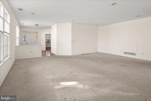 16 POWDERHORN WAY, Allentown, NJ 08501