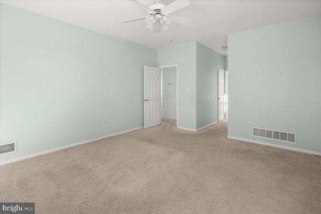 16 POWDERHORN WAY, Allentown, NJ 08501