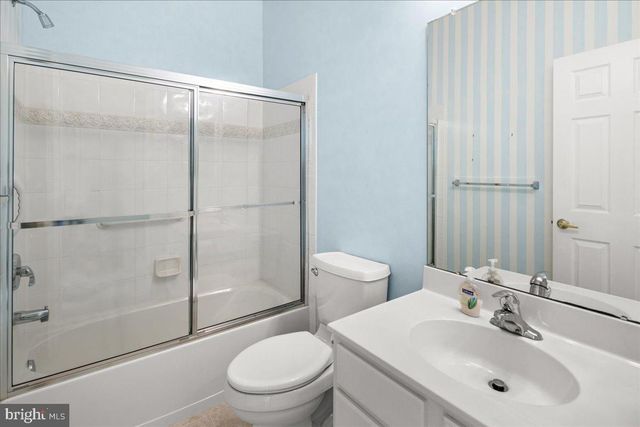 16 POWDERHORN WAY, Allentown, NJ 08501