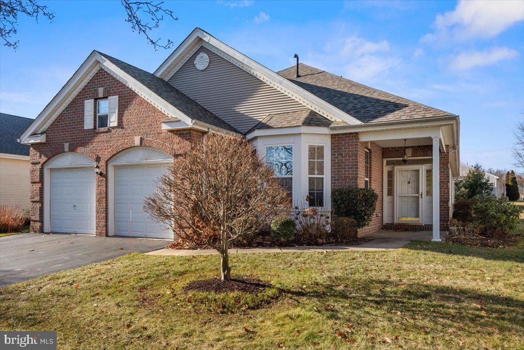 16 POWDERHORN WAY, Allentown, NJ 08501