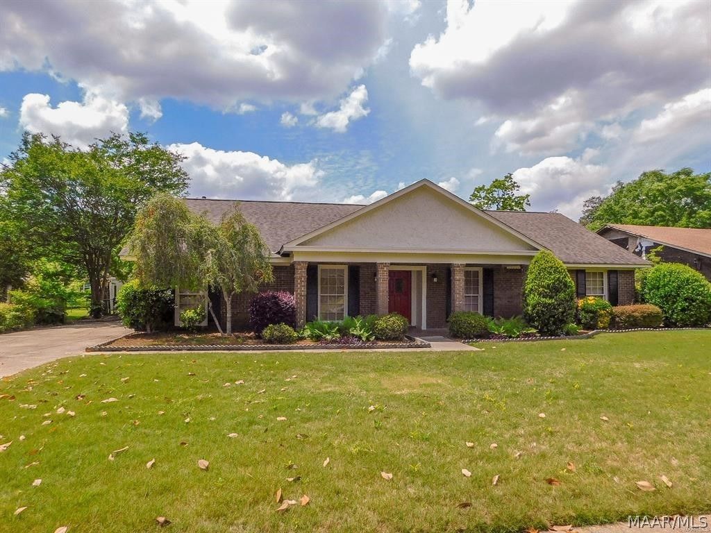 212 Davors Drive, Montgomery, AL 36109