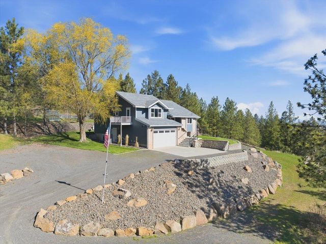 6802 S Conklin Rd, Greenacres, WA 99016