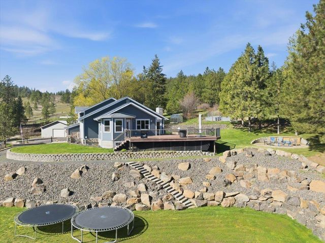 6802 S Conklin Rd, Greenacres, WA 99016