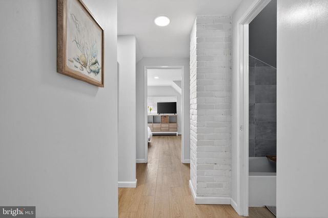 25 RUBY LN, Levittown, PA 19055