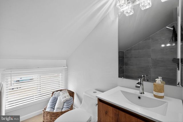 25 RUBY LN, Levittown, PA 19055