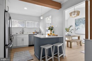 25 RUBY LN, Levittown, PA 19055