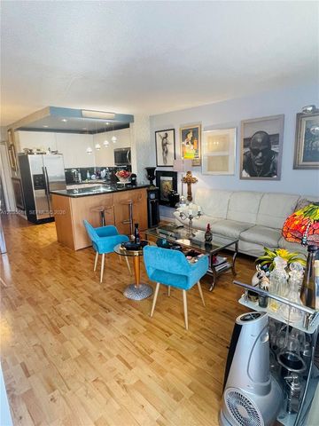 1800 79th St Causeway A304, North Bay Village, FL 33141