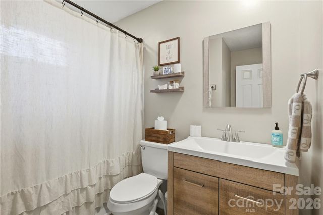 235 Havenhurst Road, Hickory, NC 28601