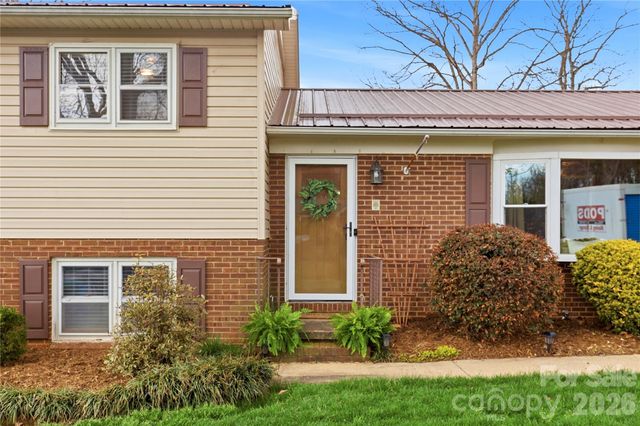 235 Havenhurst Road, Hickory, NC 28601