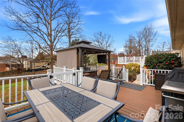 235 Havenhurst Road, Hickory, NC 28601