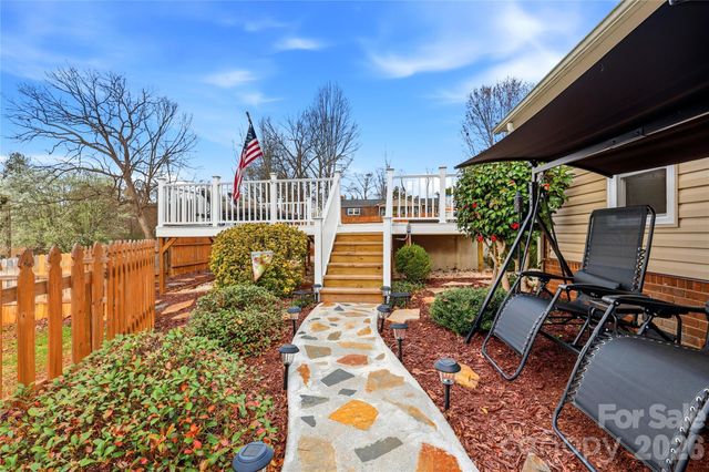 235 Havenhurst Road, Hickory, NC 28601