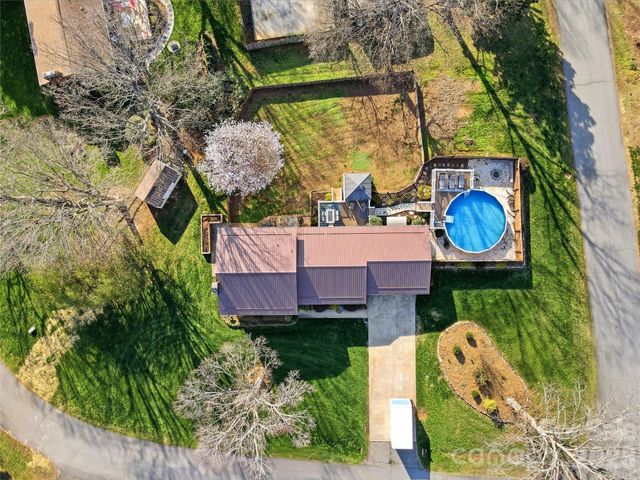 235 Havenhurst Road, Hickory, NC 28601