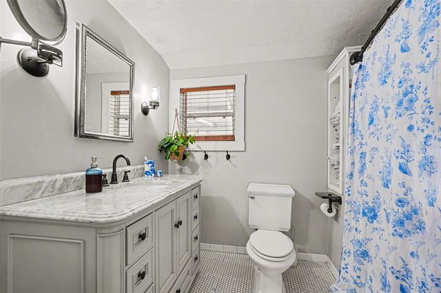 1201 W REYNOLDS STREET, Plant City, FL 33563