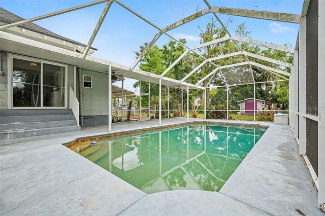 1201 W REYNOLDS STREET, Plant City, FL 33563