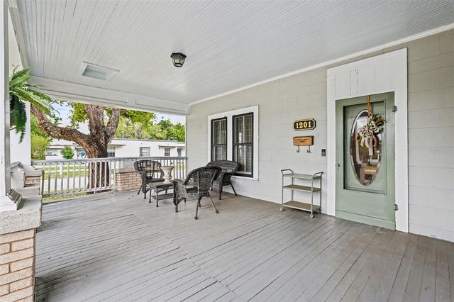 1201 W REYNOLDS STREET, Plant City, FL 33563