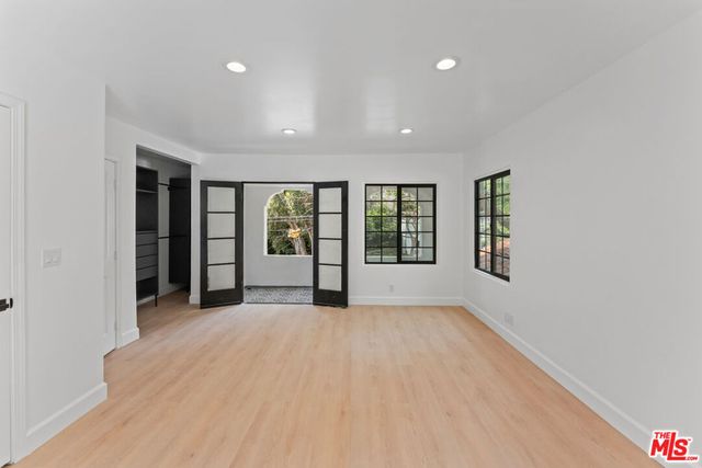 1800 E Benedict Canyon Drive, Beverly Hills, CA 90210