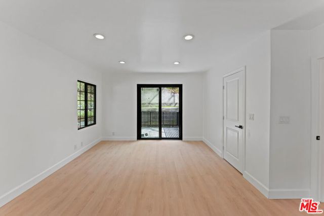 1800 E Benedict Canyon Drive, Beverly Hills, CA 90210