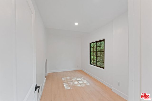 1800 E Benedict Canyon Drive, Beverly Hills, CA 90210