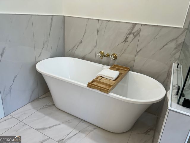 5962 Ga. Hwy. 109, Molena, GA 30258