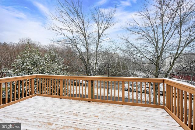 45590 WHITCOMB SQ, Sterling, VA 20166