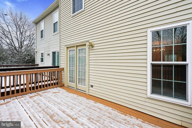 45590 WHITCOMB SQ, Sterling, VA 20166