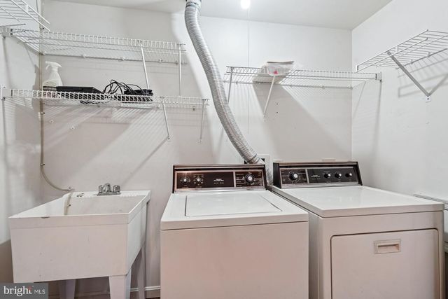 45590 WHITCOMB SQ, Sterling, VA 20166