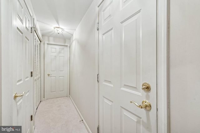 45590 WHITCOMB SQ, Sterling, VA 20166