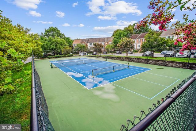 45590 WHITCOMB SQ, Sterling, VA 20166