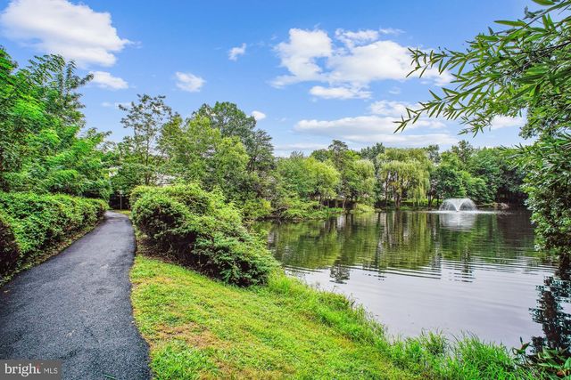 45590 WHITCOMB SQ, Sterling, VA 20166