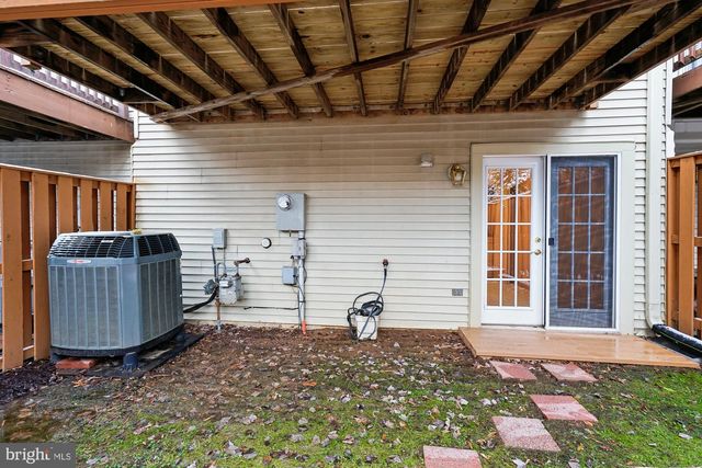 45590 WHITCOMB SQ, Sterling, VA 20166