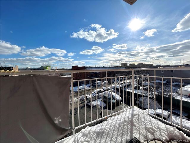 7836 46th Avenue 3D, Elmhurst, NY 11373