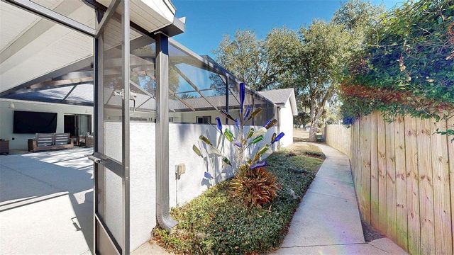 12005 DEERFOOT PLACE, Thonotosassa, FL 33592