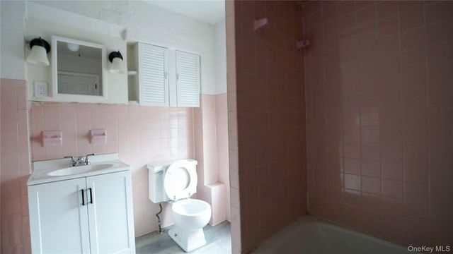 27 Lawrence Avenue 2, Sleepy Hollow, NY 10591