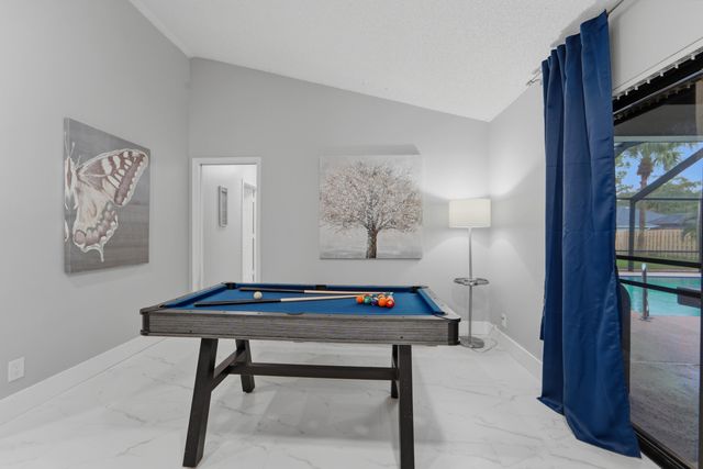 301 KNOTTY WOOD Lane, Wellington, FL 33414