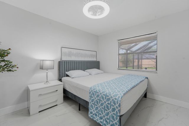 301 KNOTTY WOOD Lane, Wellington, FL 33414