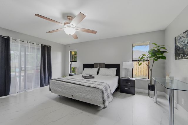 301 KNOTTY WOOD Lane, Wellington, FL 33414