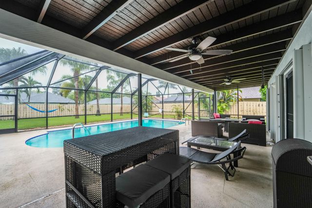 301 KNOTTY WOOD Lane, Wellington, FL 33414