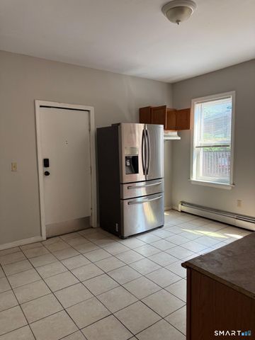 62-64 Bedford Street 3, Hartford, CT 06120