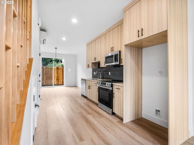 9300 N New York Ave, Portland, OR 97203