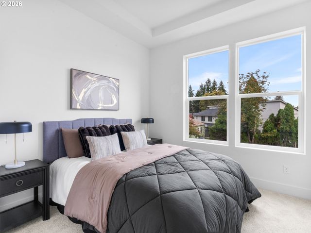9300 N New York Ave, Portland, OR 97203