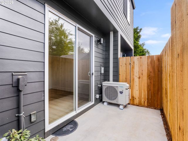 9300 N New York Ave, Portland, OR 97203